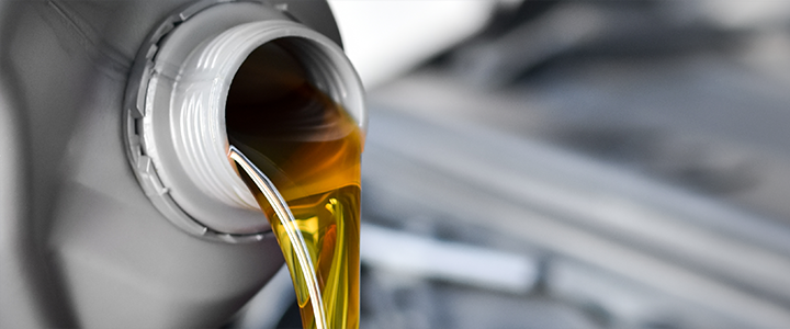 Fiat oils and functional fluids - Selenia engine oil | Mopar UK